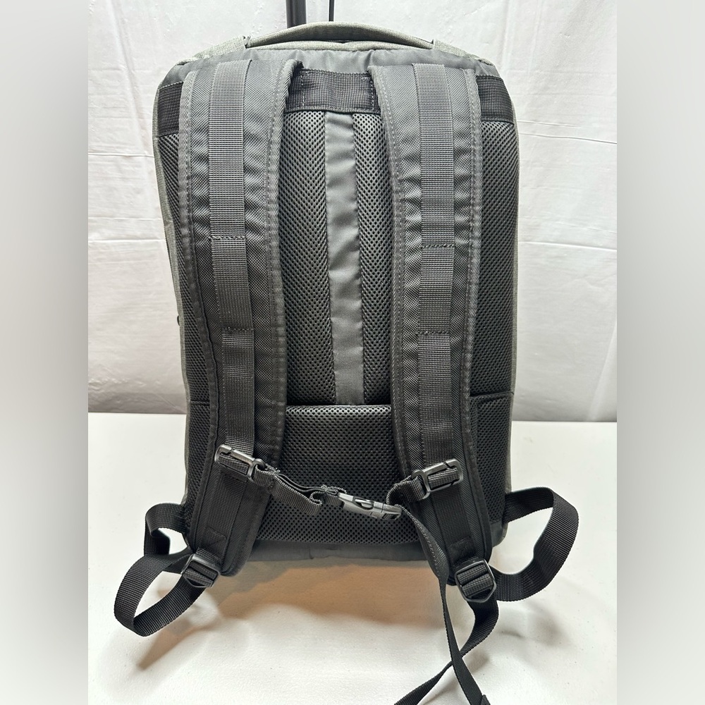 eBags EB2146-16 USB Travel Professional Slim Laptop Backpack Gray W/ Orange Int. - Picture 3 of 16